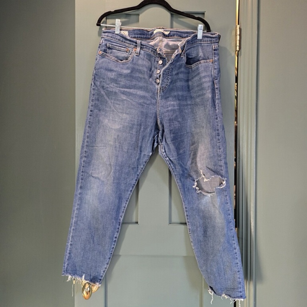 Levi's Women's Ripped Skinny Jeans - Light Blue